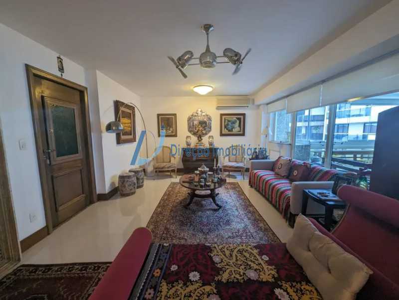 WhatsApp Image 2025-09-19 at 1 - 6