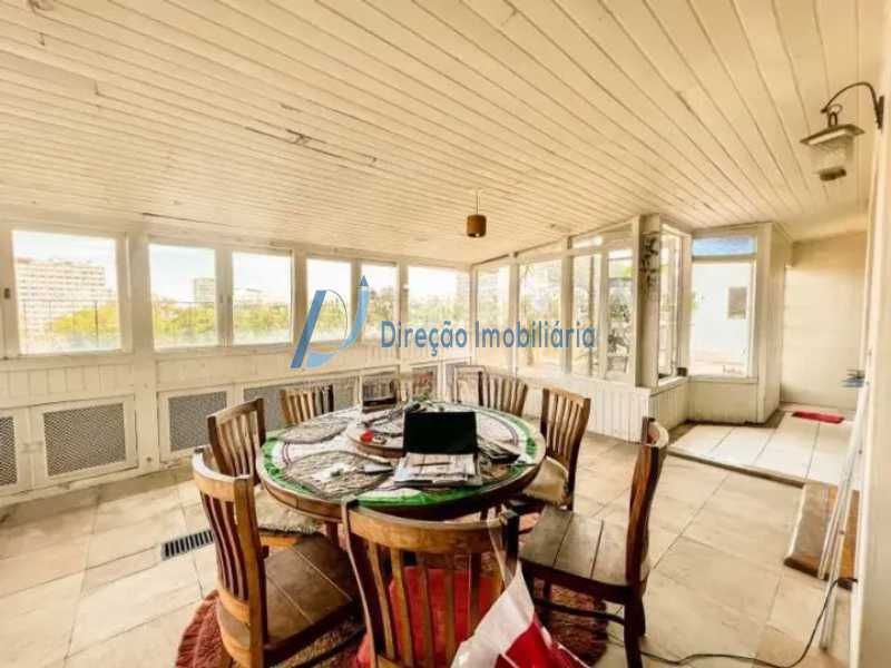 WhatsApp Image 2025-10-02 at 1 - 11