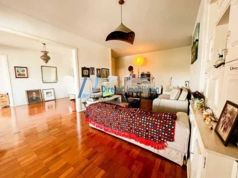 WhatsApp Image 2025-10-02 at 1 - 7