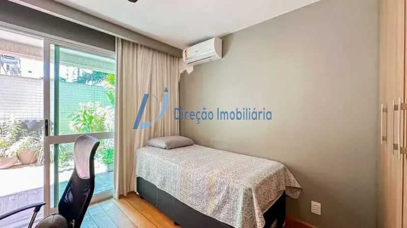 WhatsApp Image 2025-10-08 at 1 - 12