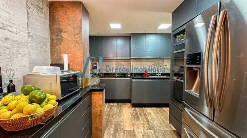 WhatsApp Image 2025-10-08 at 1 - 20