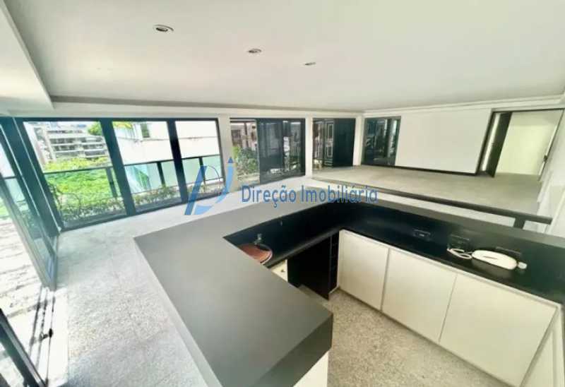 WhatsApp Image 2025-10-14 at 1 - 8