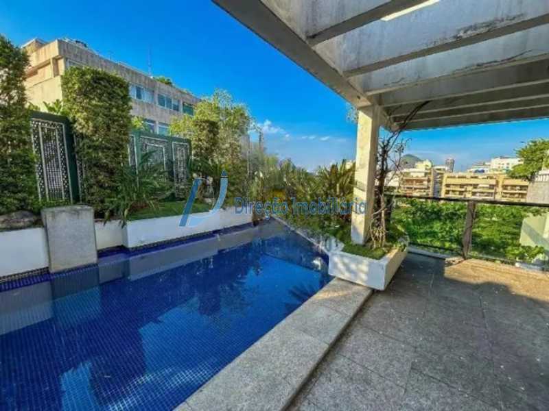 WhatsApp Image 2025-10-14 at 1 - 3