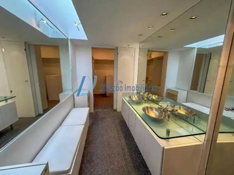 WhatsApp Image 2025-10-14 at 1 - 25