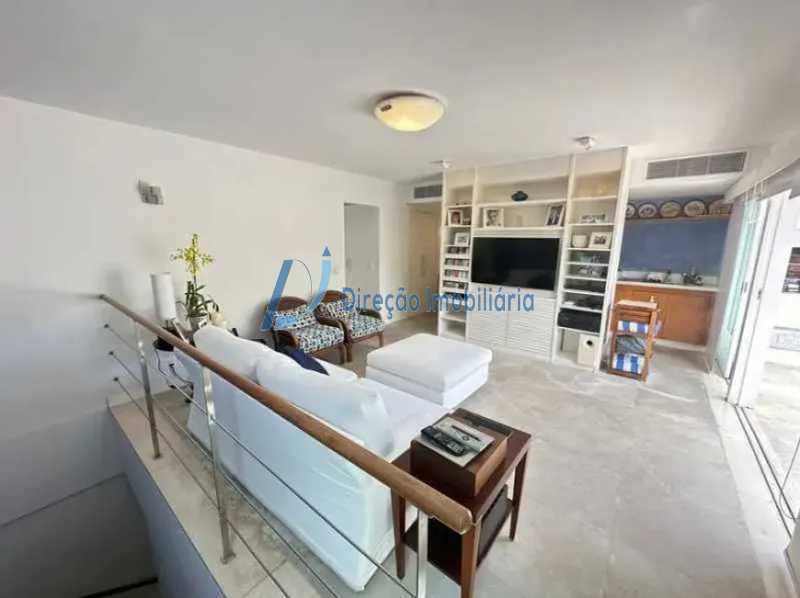 WhatsApp Image 2025-09-19 at 1 - 8