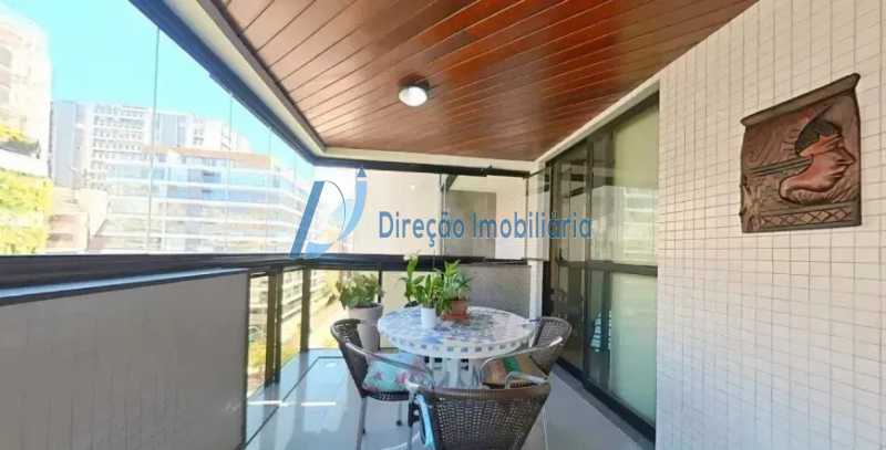 WhatsApp Image 2025-11-14 at 1 - 3