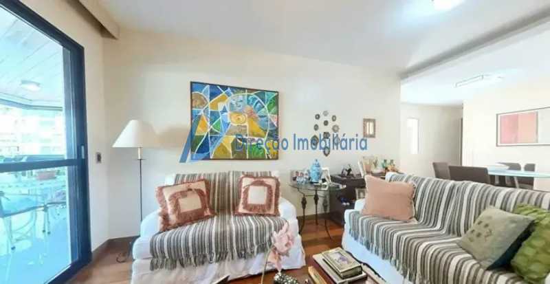 WhatsApp Image 2025-11-14 at 1 - 5