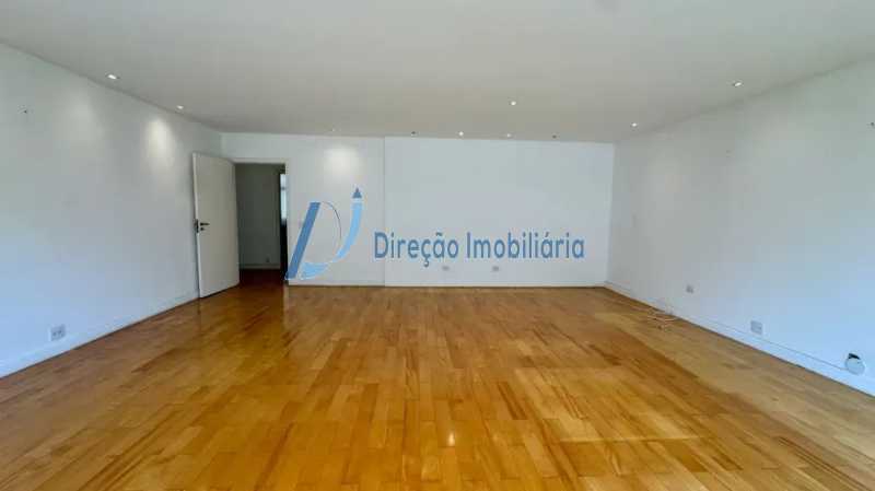 WhatsApp Image 2025-11-21 at 1 - 5