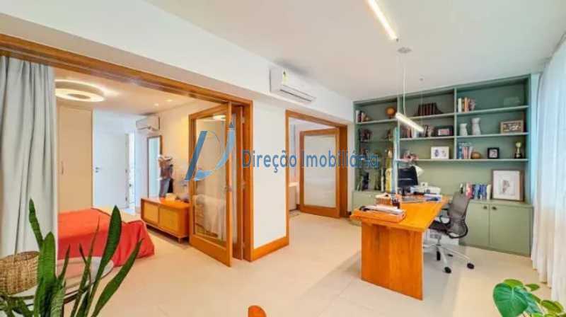 WhatsApp Image 2025-11-28 at 1 - 17