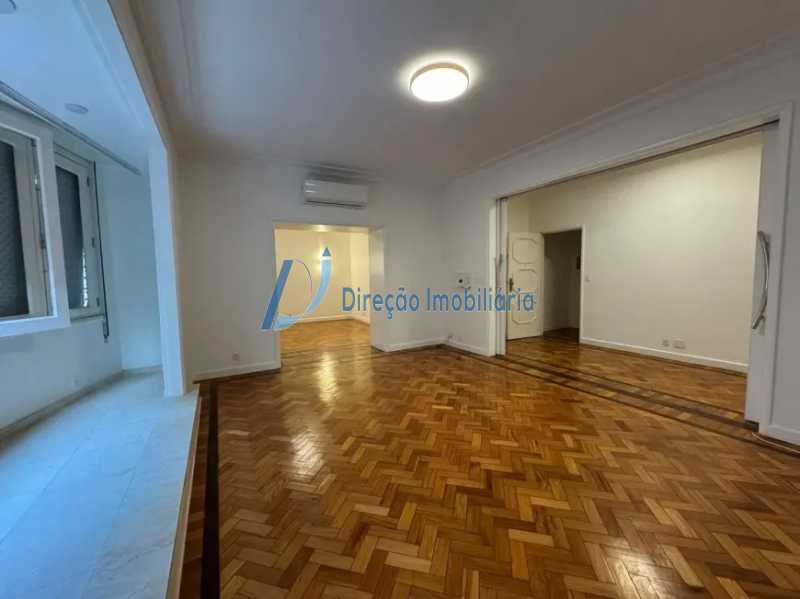 WhatsApp Image 2025-12-03 at 1 - 4