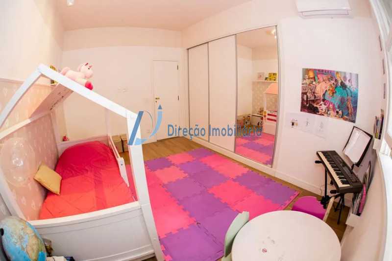 WhatsApp Image 2025-12-05 at 1 - 12