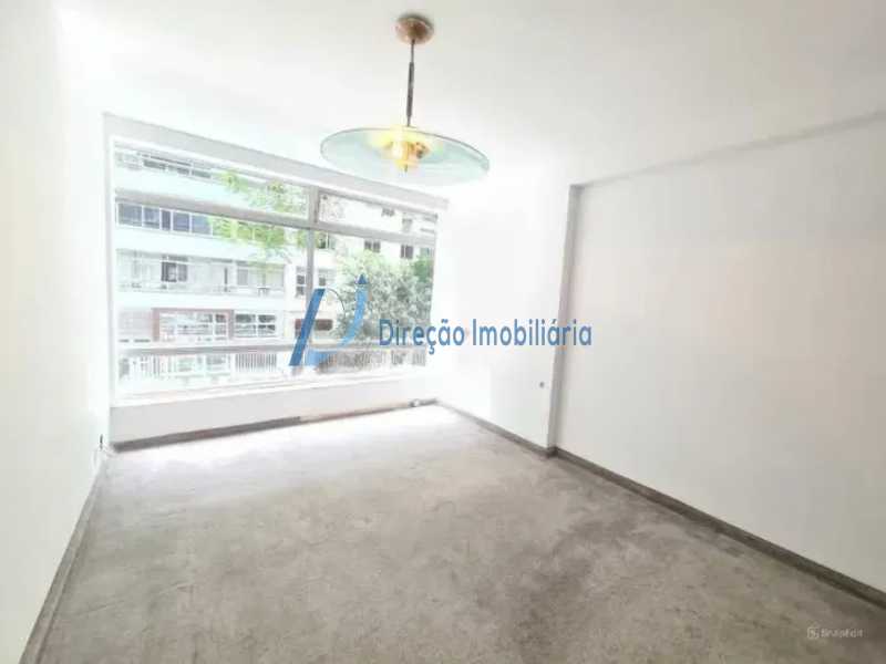 WhatsApp Image 2025-12-05 at 1 - 6