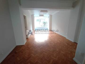 Apartamento à venda em Copacabana, quatro quartos com vaga, metrô Arco Verde - AMAP30287