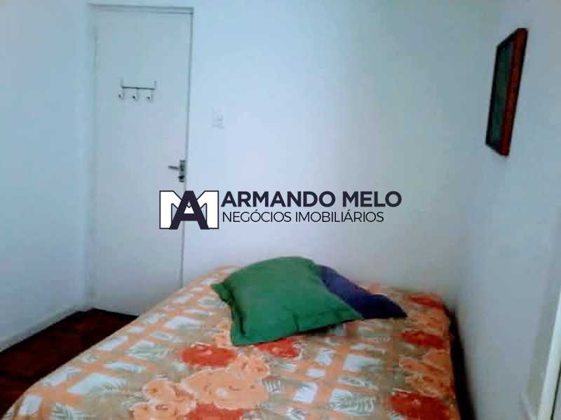Conheça Quarto 02. do imóvel - Apartamento à venda três quartos com dependência em Copacabana, metrô Cantagalo - AMAP30275 - 12 Quarto 02. - 12