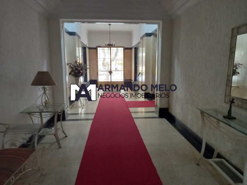 Conheça 01 do imóvel - Apartamento à venda em Copacabana, Posto 4, com dependência e varanda - AMAP20213 - 1 01 - 1