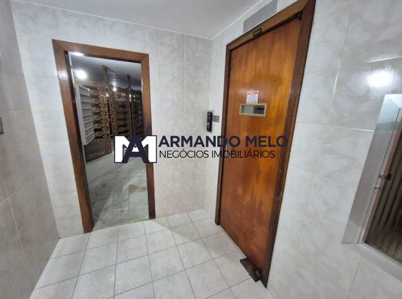 Conheça 19. do imóvel - Aparamento à venda em Copacabana, dois quartos dependência e vaga, rua transversal, metrô Siqueira Campos - AMAP20218 - 19 19. - 19