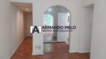 Imperdível - Apartamento à venda em Copacabana, Posto 4 quarto e sala com dependência e vaga - AMAP10129