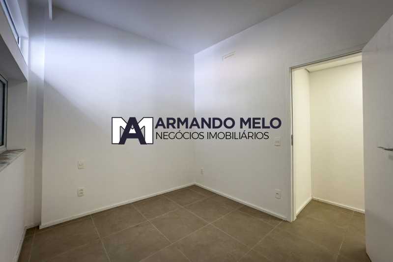 Conheça 13 do imóvel - Apartamento à venda em Copacabana, rua transversal três quartos Posto 4 - AMAP30303 - 13 13 - 13