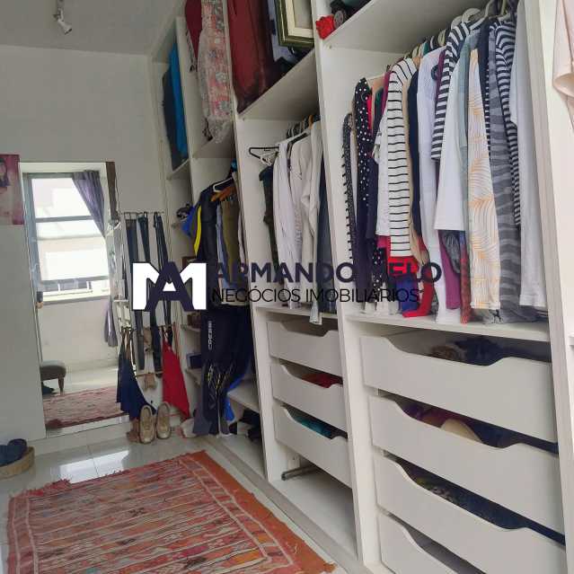 Conheça WhatsApp Image 2026-08-24 at 1 do imóvel - Imperdível Apartamento Vista Mar- Avenida Atlântica - AMAP20248 - 4 WhatsApp Image 2026-08-24 at 1 - 4