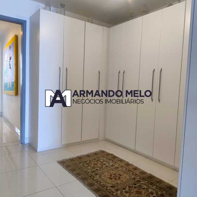 Conheça WhatsApp Image 2026-08-24 at 1 do imóvel - Imperdível Apartamento Vista Mar- Avenida Atlântica - AMAP20248 - 14 WhatsApp Image 2026-08-24 at 1 - 14