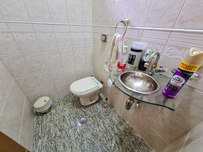 Conheça 20240228_084023-min do imóvel - Oportunidade! Vende ótimo sobrado com três suítes, cinco vagas de garagem e quintal com churrasqueira no bairro Santa Maria em São Caetano do Sul - GJEK324 - 7 20240228_084023-min - 7