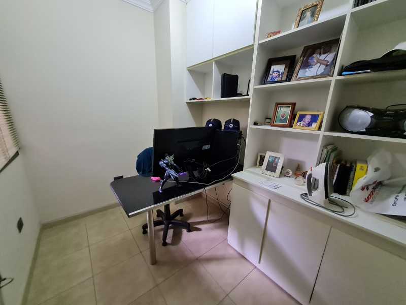 Conheça 20240228_084039-min do imóvel - Oportunidade! Vende ótimo sobrado com três suítes, cinco vagas de garagem e quintal com churrasqueira no bairro Santa Maria em São Caetano do Sul - GJEK324 - 6 20240228_084039-min - 6