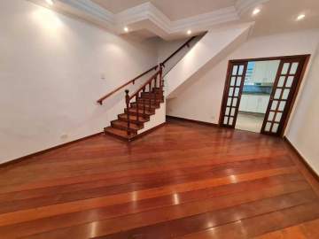 Ótima localização - Vende ótimo sobrado em localização privilegiada no bairro Cerâmica em São Caetano do Sul, próximo ao Park Shopping e ao Parque Chico Mendes! - GJEK327