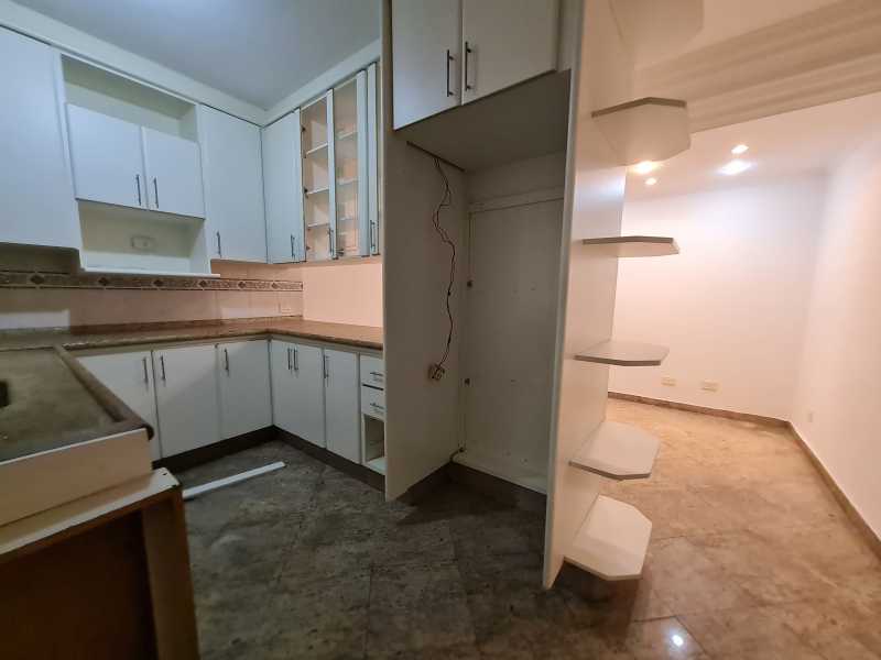 Conheça 20240912_161633 do imóvel - Vende ótimo sobrado em localização privilegiada no bairro Cerâmica em São Caetano do Sul, próximo ao Park Shopping e ao Parque Chico Mendes! - GJEK327 - 6 20240912_161633 - 6