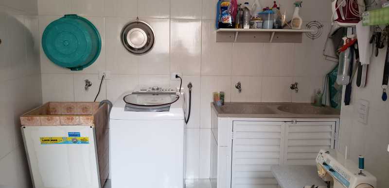 Conheça 22-min do imóvel - Vende linda, espaçosa e aconchegante casa térrea com jardim de inverno e churrasqueira no bairro Olímpico em São Caetano do Sul. - MTCA30001 - 20 22-min - 20