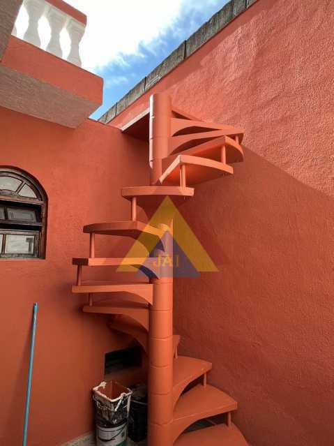 Conheça ESCADA do imóvel - Casa à venda Travessa Carolina Dias de Figueiredo, Ferreira, São Paulo - R$ 1.100.000 - BTCA20002 - 19 ESCADA - 19