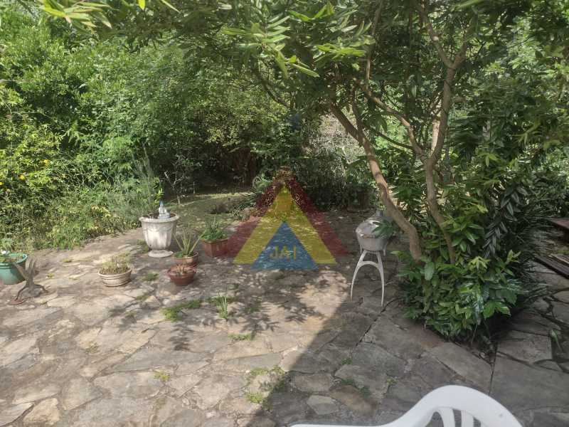 JARDIM - 27