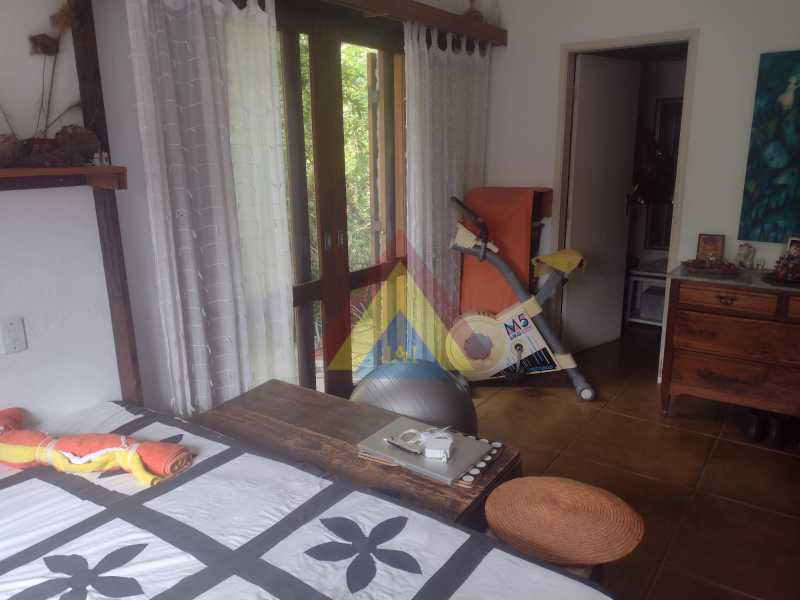 QUARTO SUÍTE - 20