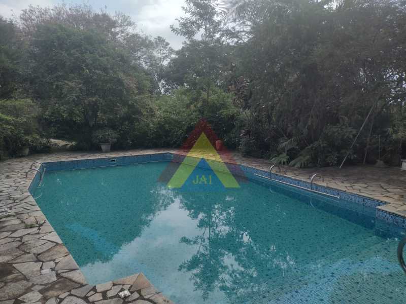 PISCINA - 46