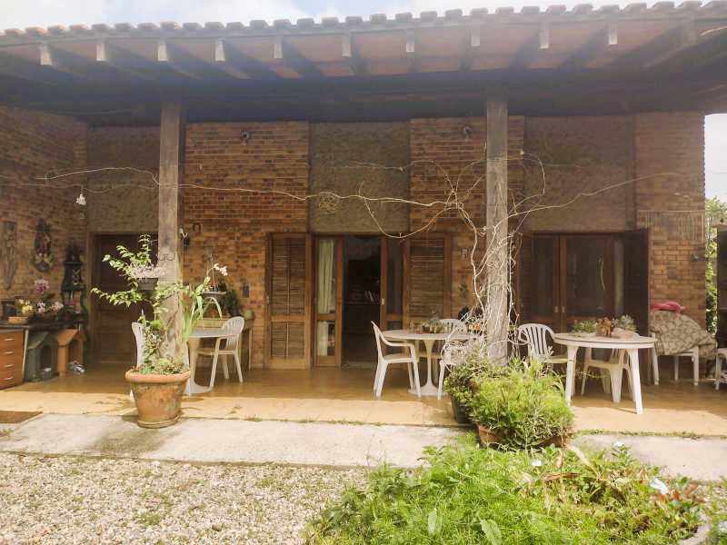 OPORTUNIDADE ÚNICA - Casa em Condomínio para venda e aluguel Rua das Camélias, Chácara Vale do Rio Cotia, Carapicuíba - R$ 1.750.000 - BTCN40003