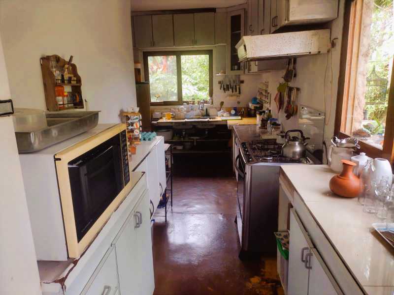 OPORTUNIDADE ÚNICA - Casa em Condomínio para venda e aluguel Rua das Camélias, Chácara Vale do Rio Cotia, Carapicuíba - R$ 1.750.000 - BTCN40003