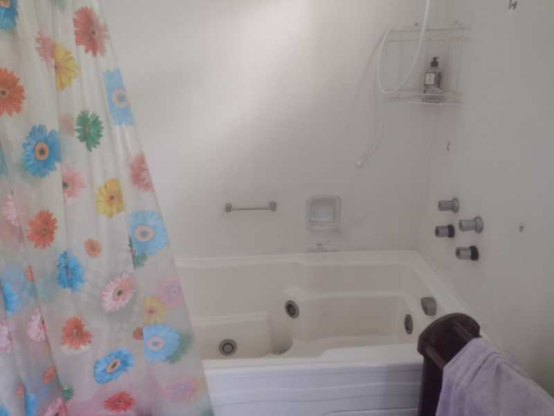 OPORTUNIDADE ÚNICA - Casa em Condomínio para venda e aluguel Rua das Camélias, Chácara Vale do Rio Cotia, Carapicuíba - R$ 1.750.000 - BTCN40003