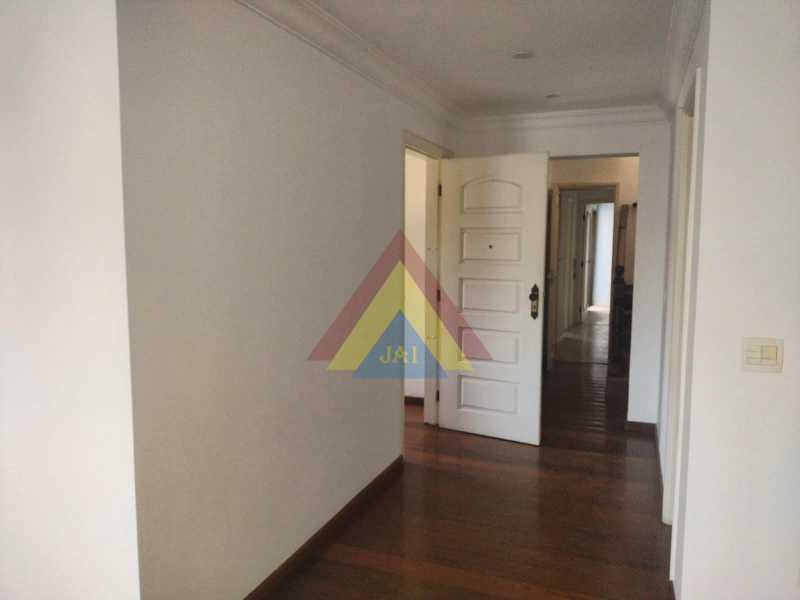 SALA E CIRCULAÇÃO - 2