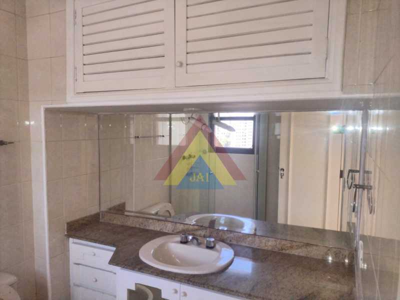 BANHEIRO - 32