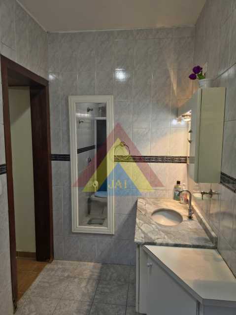 Conheça BANHEIRO SUÍTE do imóvel - Casa à venda Rua Silvestre Rodrigues, Jardim Germânia, São Paulo - R$ 950.000 - BTCA30010 - 14 BANHEIRO SUÍTE - 14