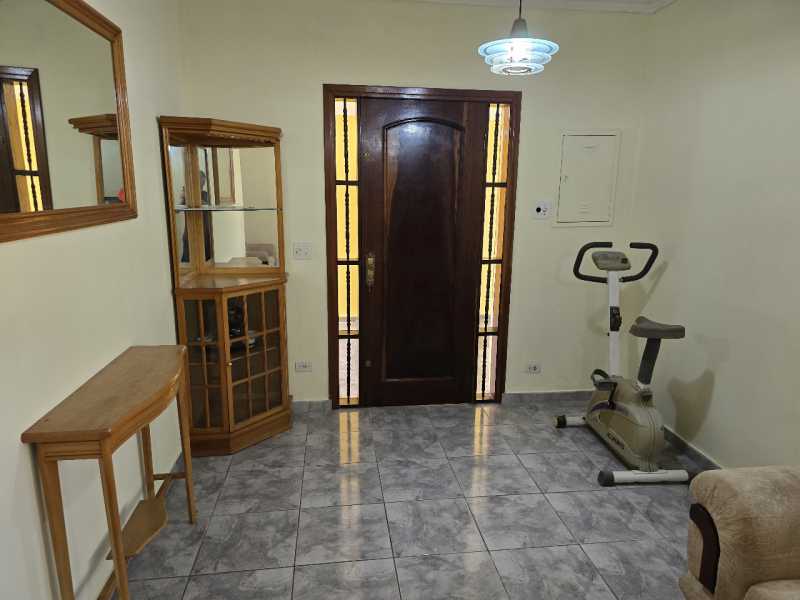 ENTRADA PRINCIPAL. - 1