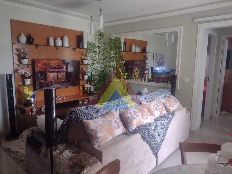 Conheça SALA PRIMEIRO PISO do imóvel - Cobertura à venda Estrada São Francisco, Parque Taboão, Taboão da Serra - R$ 860.000 - BTCO30009 - 2 SALA PRIMEIRO PISO - 2
