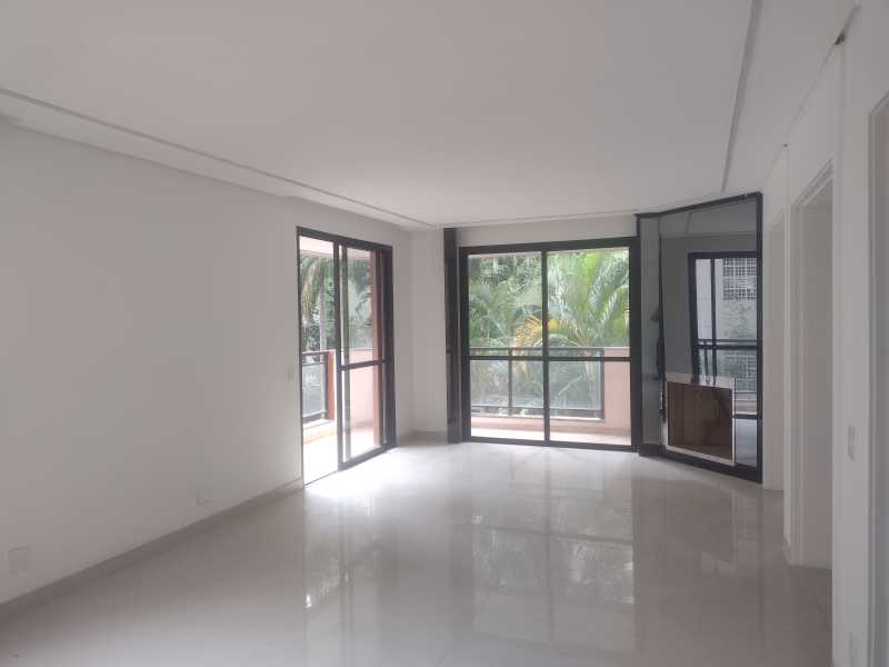 CONDOMÍNIO TIVOLI - 1