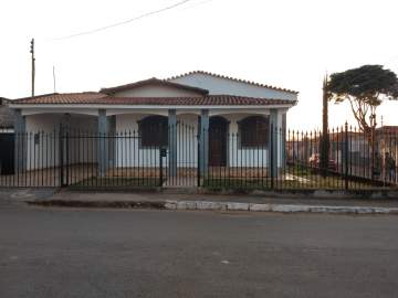 Casa à venda CENTRO, Campos Gerais - R$ 2.000.000 - MTCA00180
