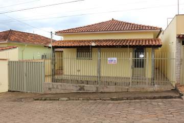 Casa 3 quartos à venda Capitão Gomes, Campos Gerais - R$ 270.000 - MTCA30034