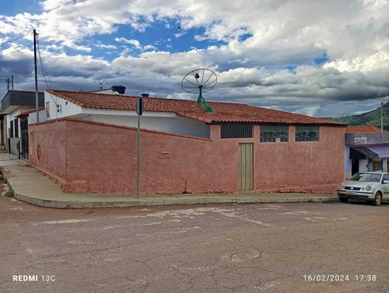 Casa à venda Presépio, Campos Gerais - R$ 200.000 - MTCA00327