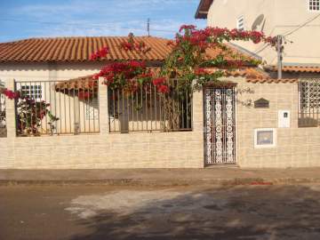 Casa à venda Planalto, Campos Gerais - R$ 550.000 - MTCA00402