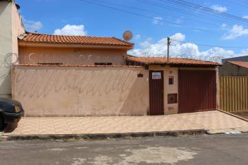Casa à venda Alvorada, Campos Gerais - R$ 250.000 - MTCA00408