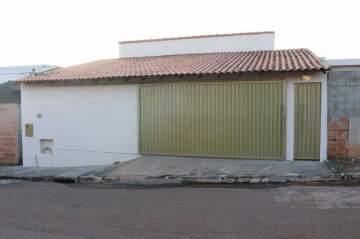 Casa para alugar Lago dos Ipês, Campos Gerais - R$ 1.500 - MTCA00418