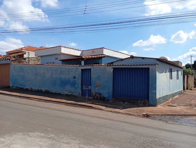 Conheça WhatsApp Image 2025-05-08 at 1 do imóvel - Casa à venda Alvorada, Campos Gerais - R$ 200.000 - MTCA00419 - 1 WhatsApp Image 2025-05-08 at 1 - 1