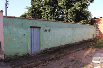 Casa para alugar Céu Azul, Campos Gerais - R$ 700 - MTCA00434